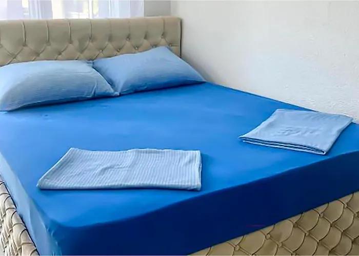 1 Bedroom Lovely In Vir