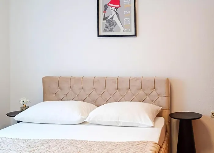 1 Bedroom Lovely In Вир